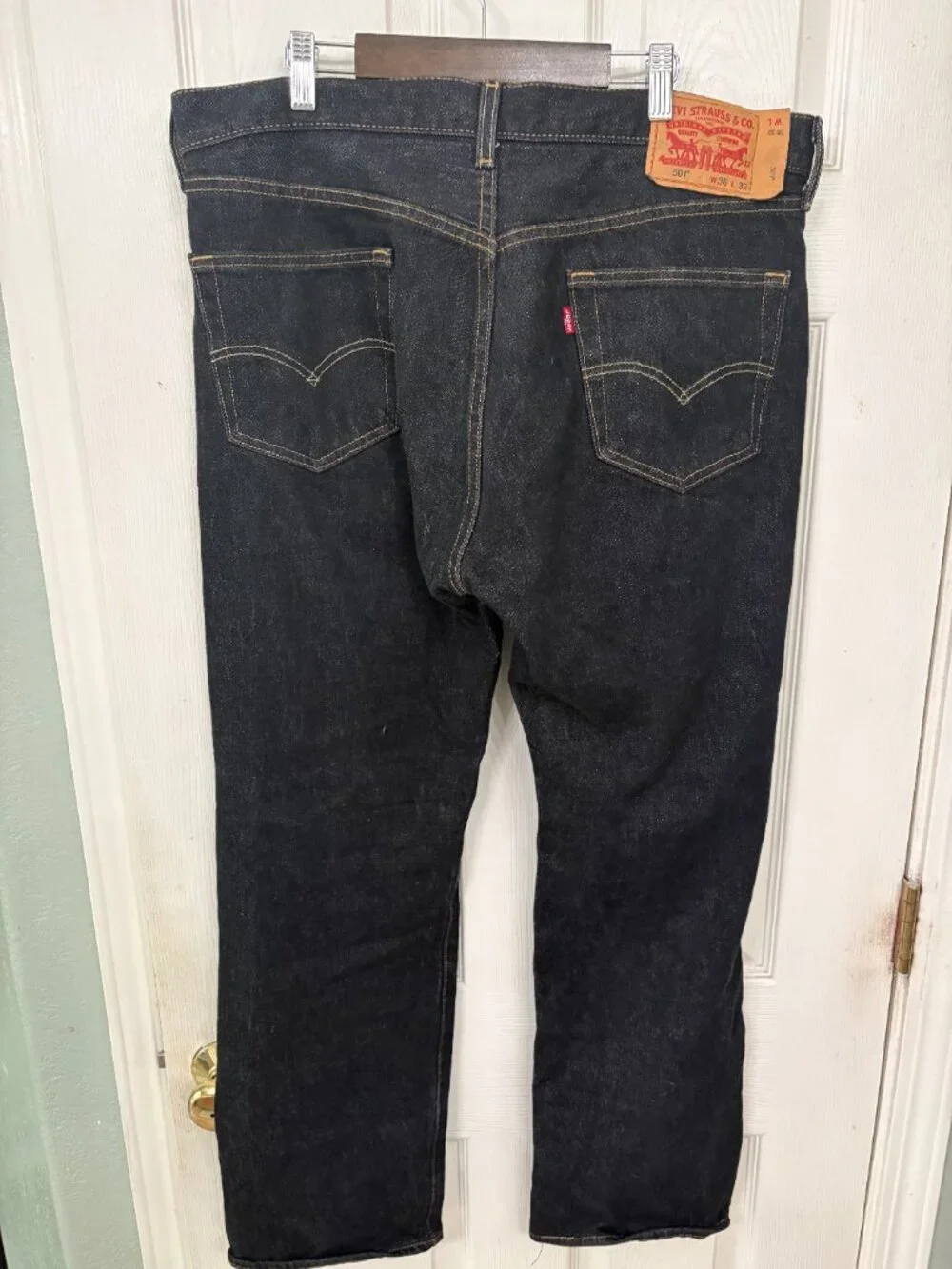 🛍️ Levi’s 501 Original Fit Dark Wash Raw Denim Jeans W36 L32